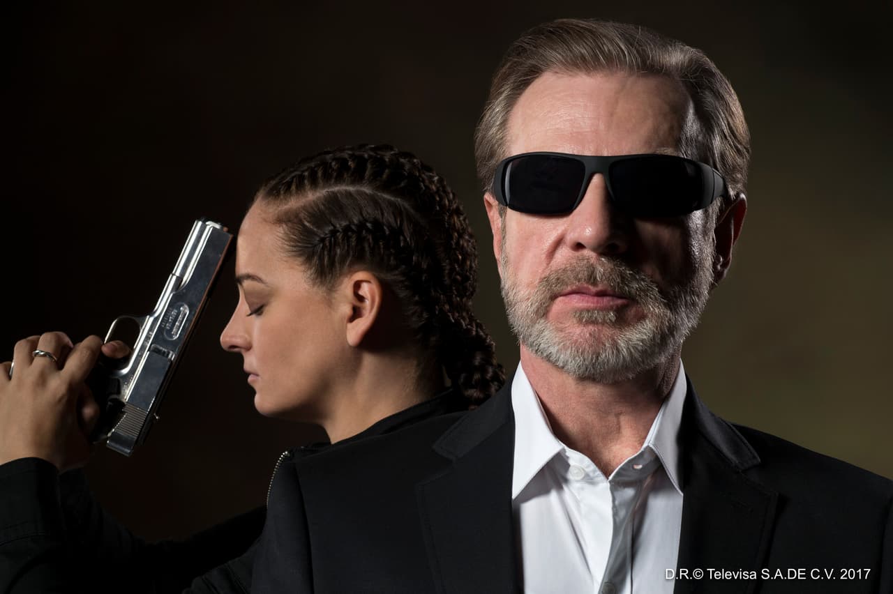 <b><a href="http://www.univision.com/novelas/la-doble-vida-de-estela-carrillo/alejandro-tommasi-es-mr-blake-en-la-doble-vida-de-estela-carrillo">Alejandro Tommasi</a></b> le dará vida a 'Mr. Blake' en '
<b><a href="http://www.univision.com/novelas/la-doble-vida-de-estela-carrillo">La doble vida de Estela Carrillo</a></b>', en donde interpreta a un mafioso sin corazón que hará lo que sea por conseguir sus objetivos.