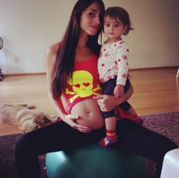 Ha sido un papá muy dedicado y comprometido con sus hijos y su pareja.