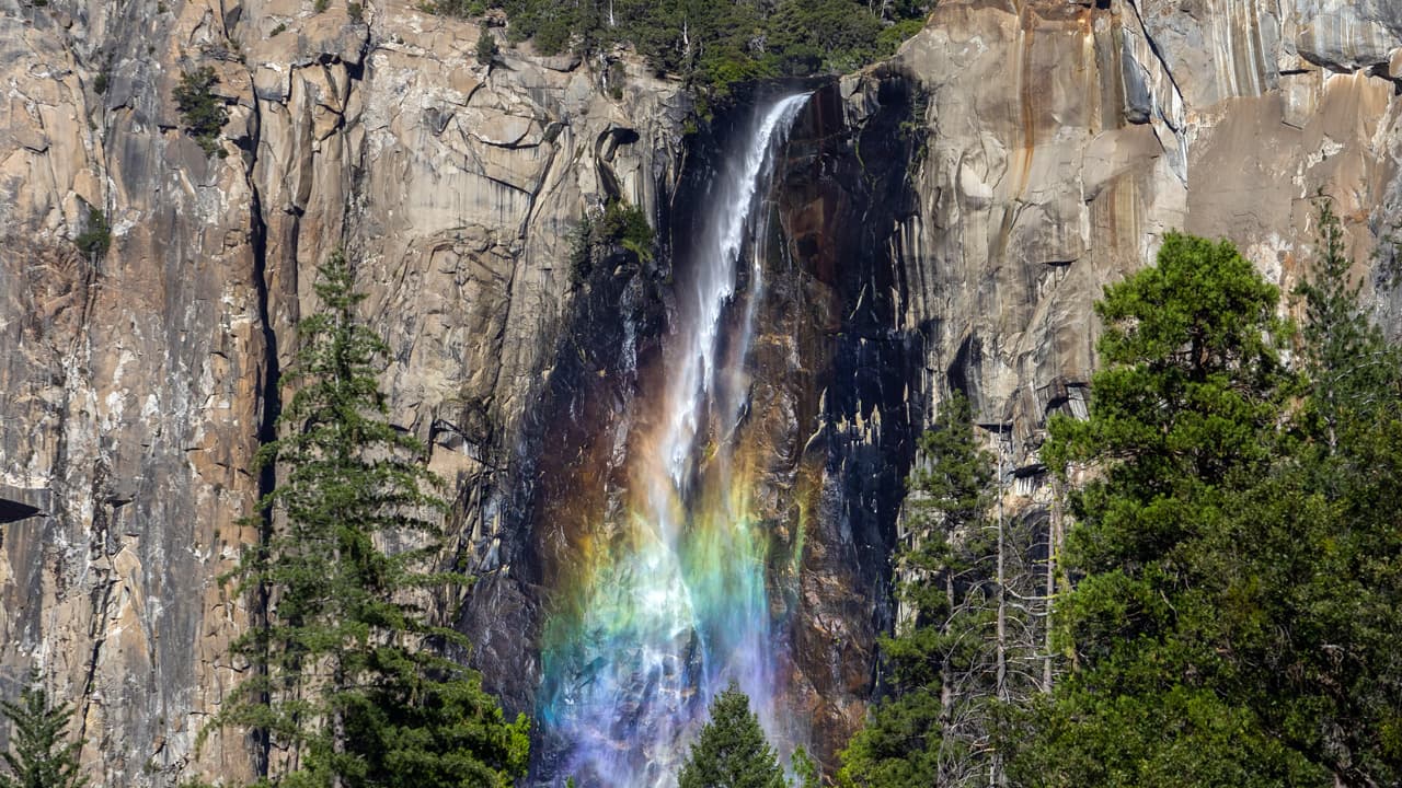Las impactantes imágenes de Salto Yosemite de nuevo con agua tras las fuertes lluvias del lunes