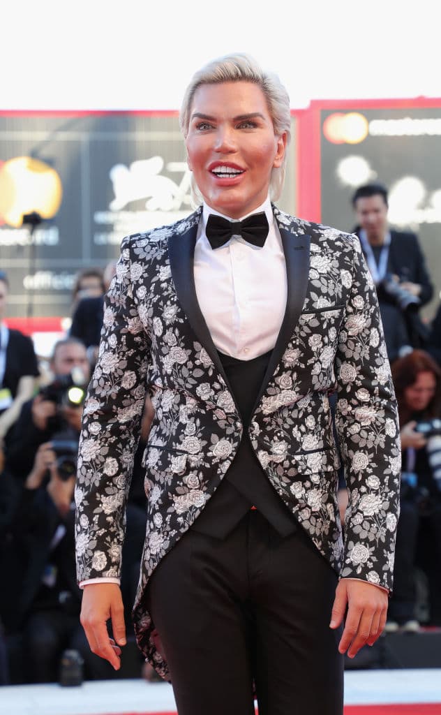 Sin embargo, sus redes sociales ahora muestran una imagen diferente.