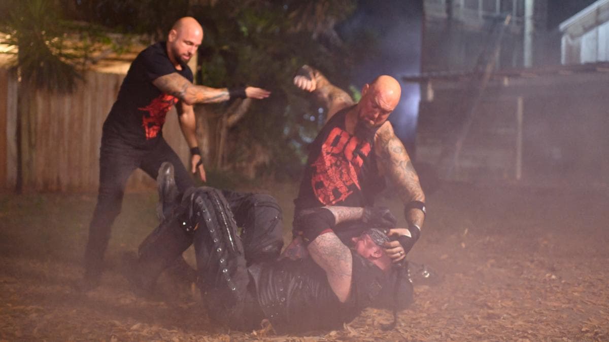 Undertaker derrotó a AJ Styles, Braun Strowman ganó el Campeonato Universal a Goldberg y por la parte femenina, Alexa Bliss y Nikki Cross derrotaron a las ‘Guerreras Kabuki’ llevándose el Campeonato femenino WWE Tag Team por segunda ocasión.