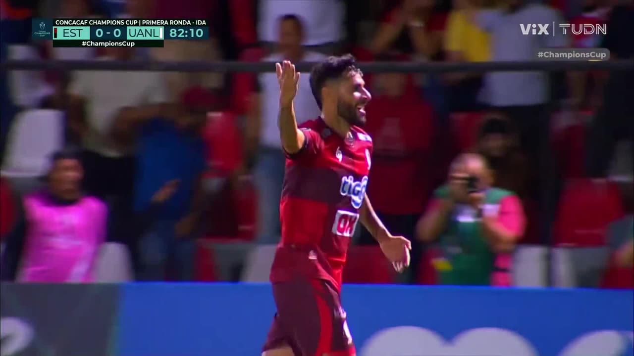 ¡Gol de Real Estelí! Harold Medina asiste para celebrar el primero 