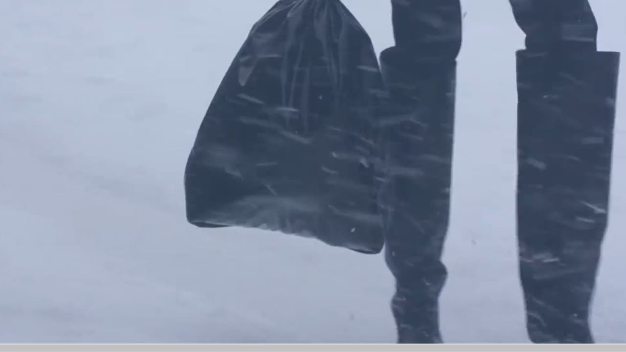 Balenciaga presentó su bolsa de basura en la pasarela invierno 2022