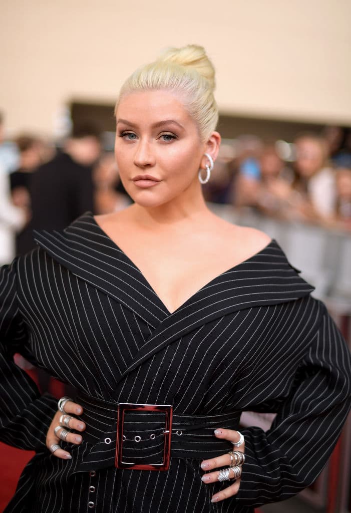 <b>Christina Aguilera y su padre</b>
<br>Christina Aguilera contó de los abusos que sufrió por parte de su padre, Fausto, hace casi una decada. La cantante no mantiene una con él, por más que lo haya intentado.