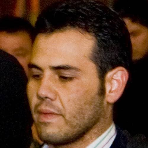 Aunque no a todos se les da acceso, por ejemplo, en 2019 se le negó este espacio a Vicente Zambada-Niebla, hijo de 
<a href="https://www.univision.com/noticias/narcotrafico/el-mayo-se-quedo-con-el-imperio-de-el-chapo-pero-no-quiere-que-nadie-lo-sepa" target="_blank">Ismael 'El Mayo' Zambada</a> por temor a que escapara de la prisión. 
<br>
<br>Además, hay un centro de recreativo en el sótano con aparatos para ejercitarse en un horario regular y juegos de mesa.