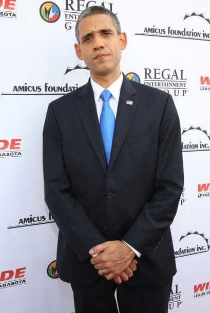 El boricua Louis Ortiz pasó del desempleo a ser un imitador de Barack Obama. El padre puertorriqueño del Bronx es idéntico al primer mandatario. Hoy cuenta con un documental que narra su transformación. (crédito de foto: Bronx Obama Movie)