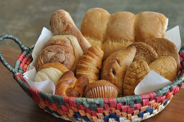 <b>Panaderia Mi Bella Guatemala</b>
<br>
<b>Dirección</b>: 5895 Jimmy Carter Blvd. Norcross, GA
<br>
<b>Teléfono</b>: (678) 694-8235
<br>
<b>Sitio web</b>: 
<a href="https://www.facebook.com/Mibellapanaderia/">https://www.facebook.com/Mibellapanaderia/</a> 
<br>
<b><a href="https://www.yelp.com/map/panaderia-mi-bella-guatemala-norcross">Cómo llegar</a></b>
<br>
<br>Panadería especializada en platillos de la cocina guatemalteca.