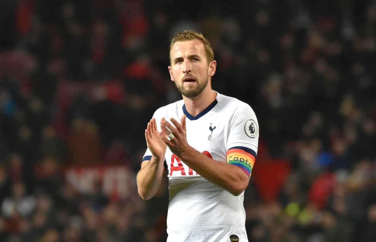 Harry Kane que no vería acción hasta finales de la temporada y pensando en no arrancar la Euro ahora está recuperado y seguro que es clave para alcanzar puestos de Champions.