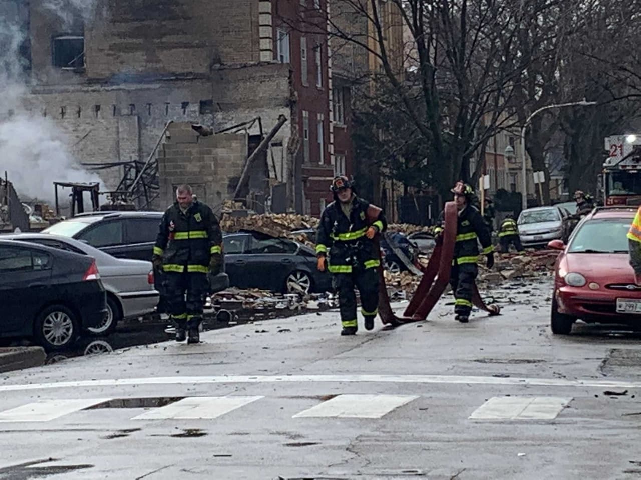 Incendio Albany Park. Se desconocen las causas del incendio y el alcance de los daños sufridos por los edificios.