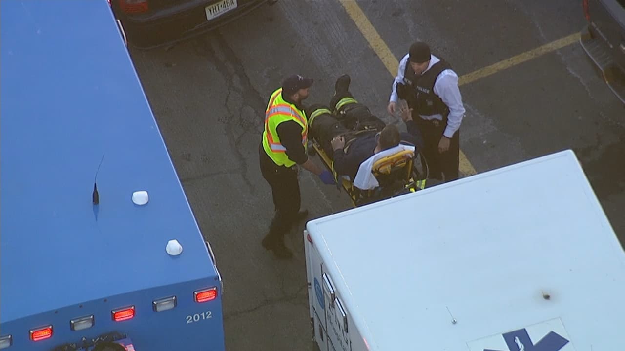 Tres bomberos resultaron heridos.