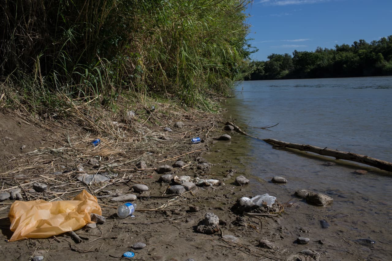 Según uno de los sobrevivientes del terrorífico viaje del camión que llegó a San Antonio, Texas, testificó al Departamento de Justicia que su viaje hacia Estados Unidos comenzó en Nuevo Laredo, con el cruce del Río Bravo.