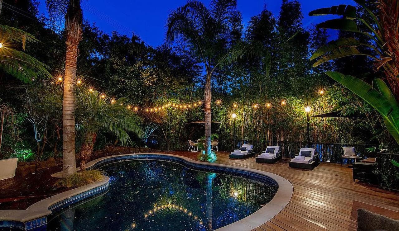 Pero, ¿cuál es el motivo por el que Jessica Alba vende esta residencia de lujo? La razón es porque ella y su esposo, Cash Warren, se mudarán a una nueva mansión de 9 mil pies cuadrados en Beverly Hills, según publicó Variety.