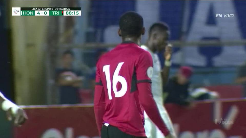 Tiro desviado de Jomoul Francois