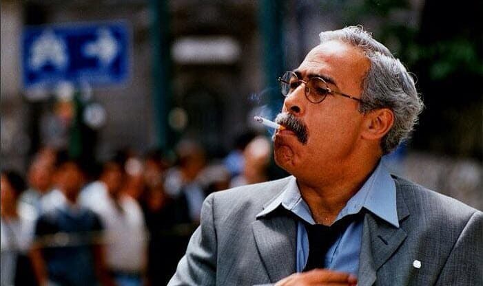 Su adicción lo llevó a sufrir seis infartos cerebrales, algunos intentos de suicidio, una clavícula rota, fracturas en una de sus piernas y cinco preinfartos, según información publicada en el diario
<a href="https://www.elsiglodetorreon.com.mx/noticia/168127.las-drogas-empanan-su-brillo.html">El Siglo de Torreón</a>.