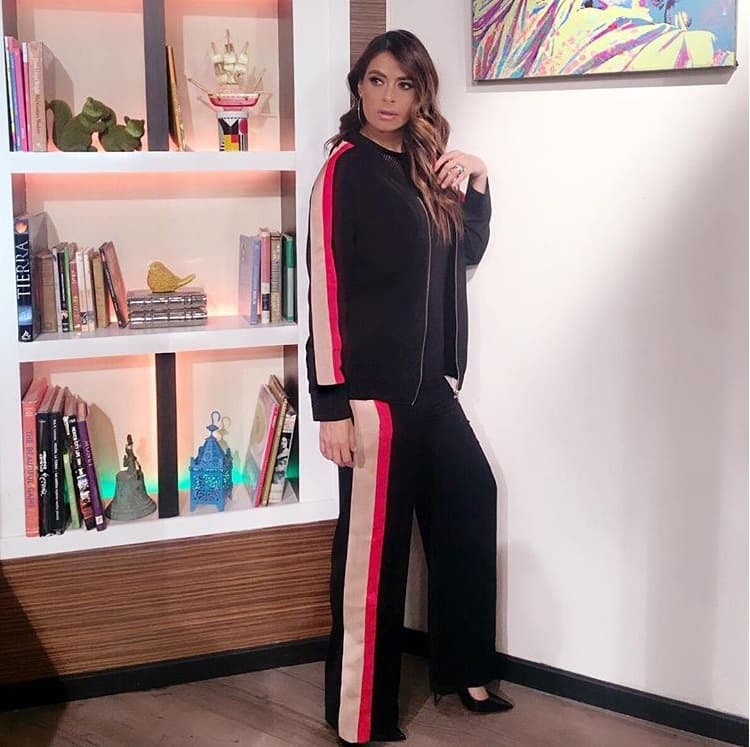 Si aún no has incorporado el look deportivo a tu armario, toma nota e inspírate en Galilea Montijo.