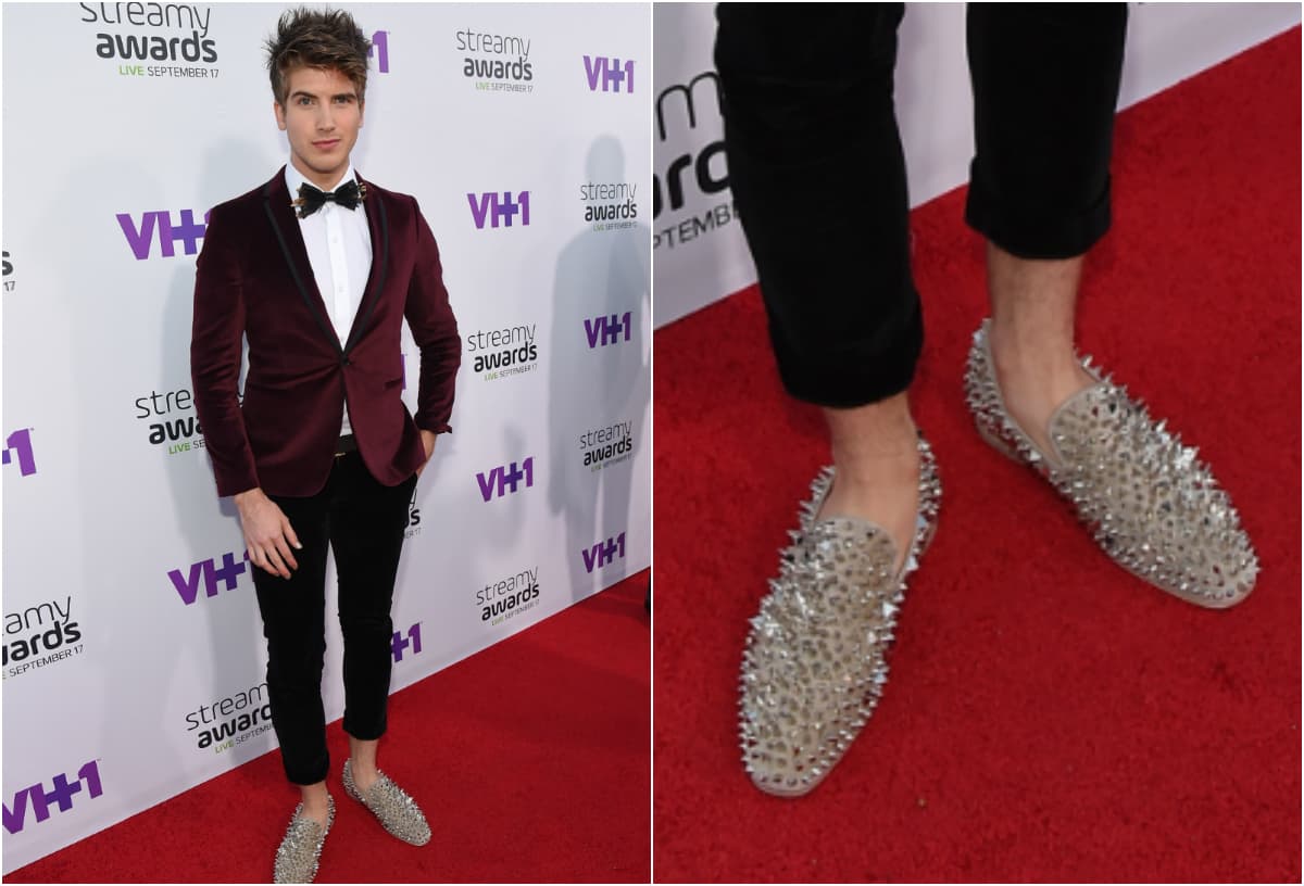 ¿Quieres algo diferente? ¡Los mocasines también lo pueden aportar! Por ejemplo, mira estos extravagantes que llevó a la alfombra roja la 'celeb' Joey Graceffa.