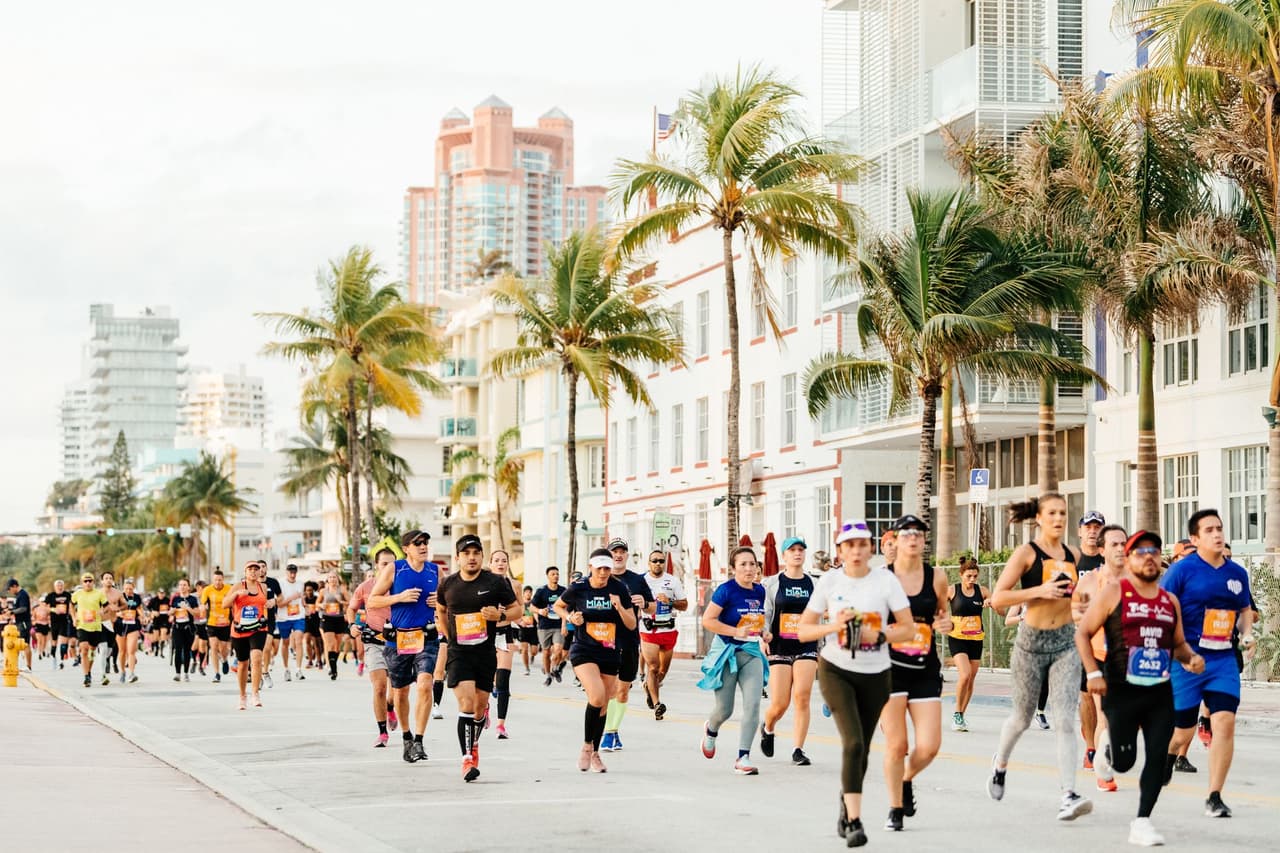 El Maratón de 
<a href="https://www.univision.com/temas/miami">Miami </a> regresa a las calles de la ciudad este domingo 6 de febrero.