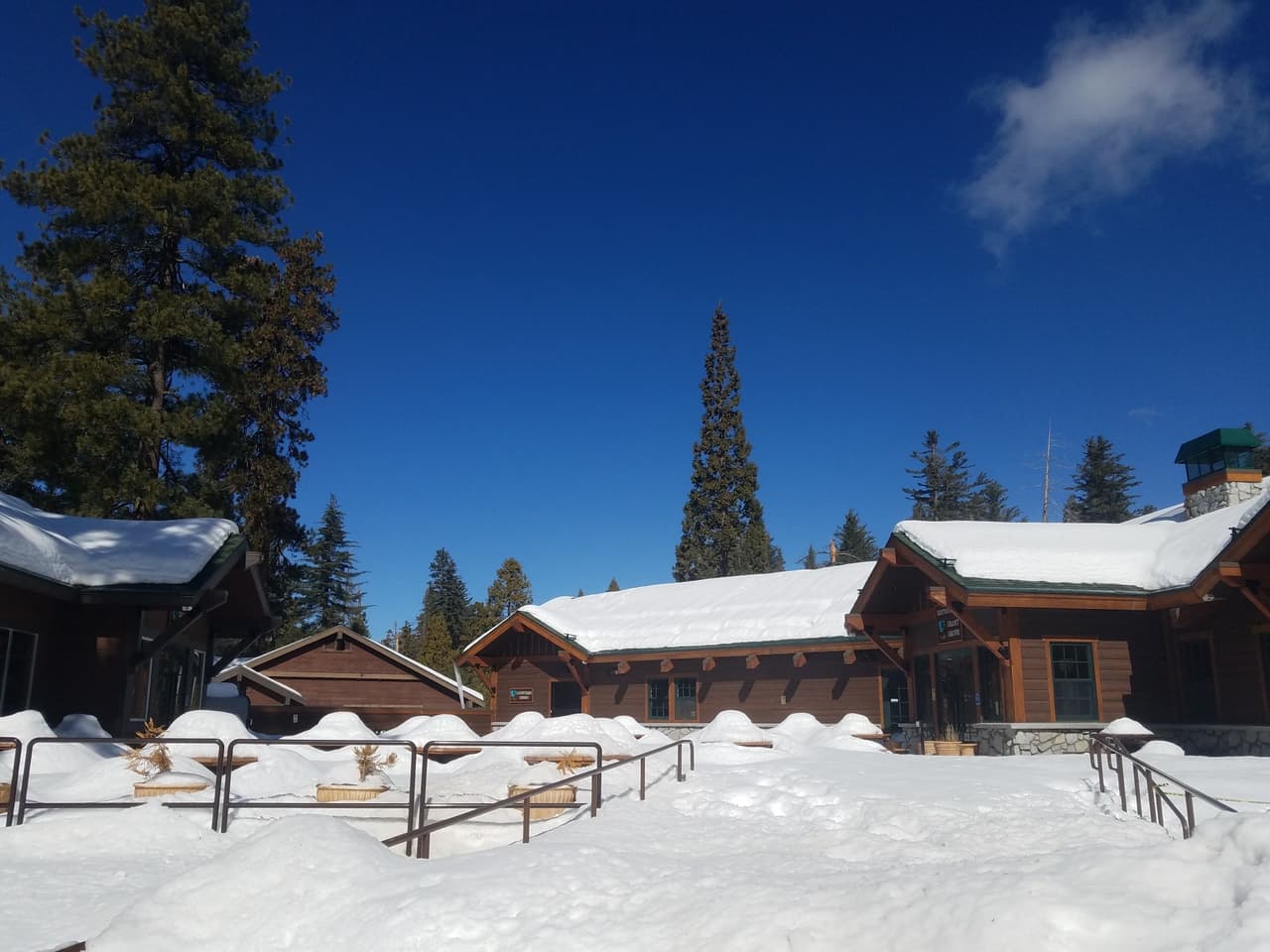 Estos lugares del Valle Central ofrecen panorama para disfrutar de la nieve