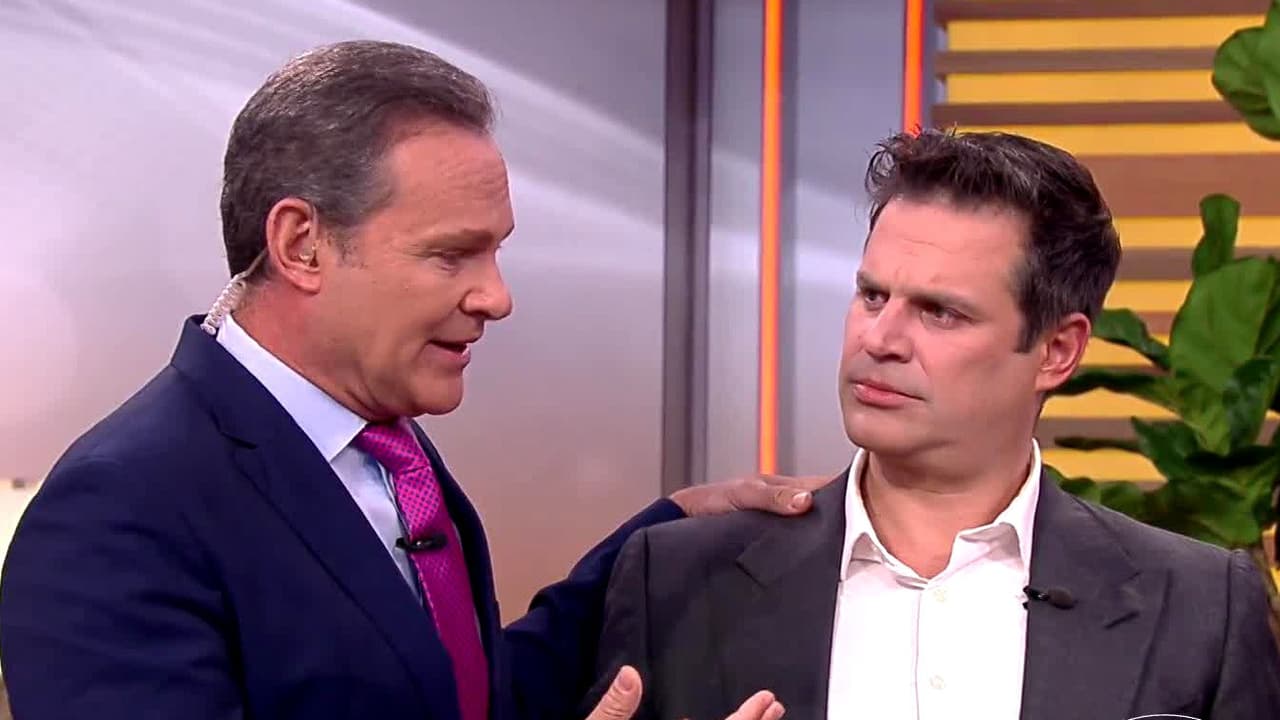 A Alan Tacher se le quiebra la voz al decirle a su hermano Mark Tacher lo mucho que lo quiere