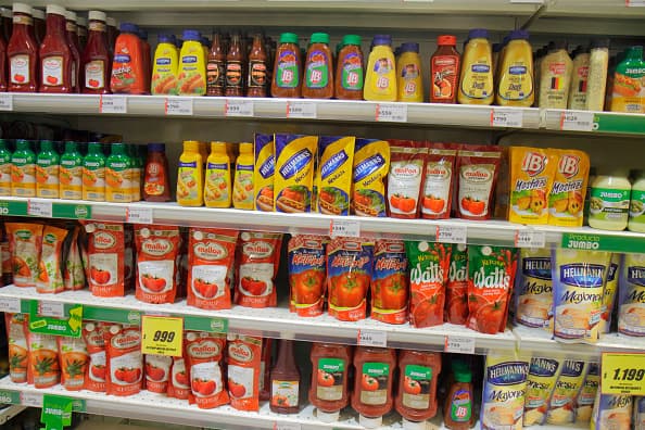 Sopa enlatada (8), verduras enlatadas (8), frijoles enlatados (8) mariscos enlatados (8), carne enlatada (8).