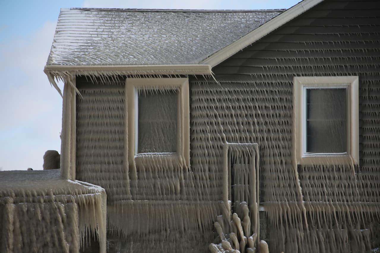 (AP Photo/Jeffrey T. Barnes)