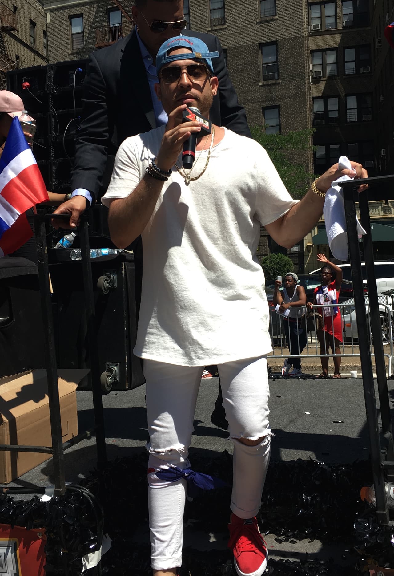 Mark B prendió la carroza de La X.