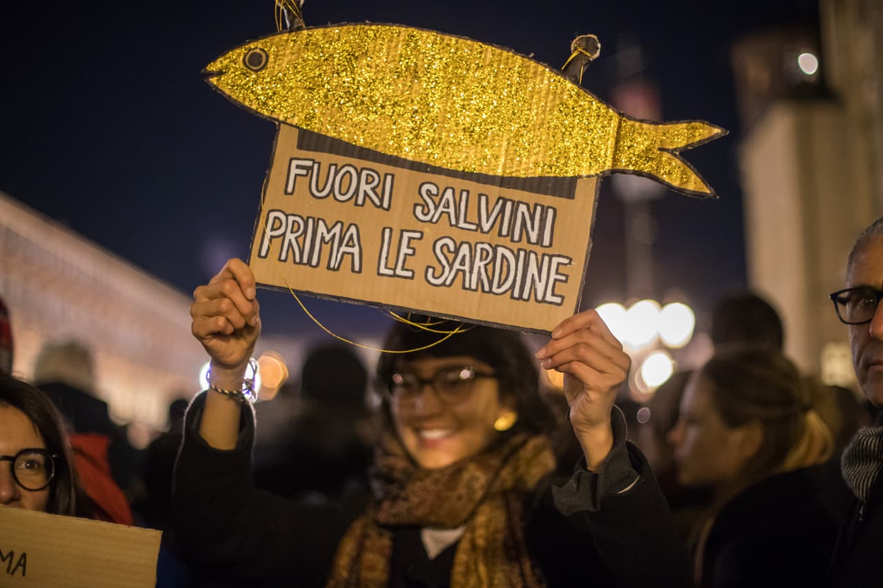Salvini y su grupo han prometido sacar del mapa a la izquierda en los tradicionales bastiones del norte industrializado del país. Por eso los de las sardinas se han activado para evitarlo en las venideras elecciones regionales.