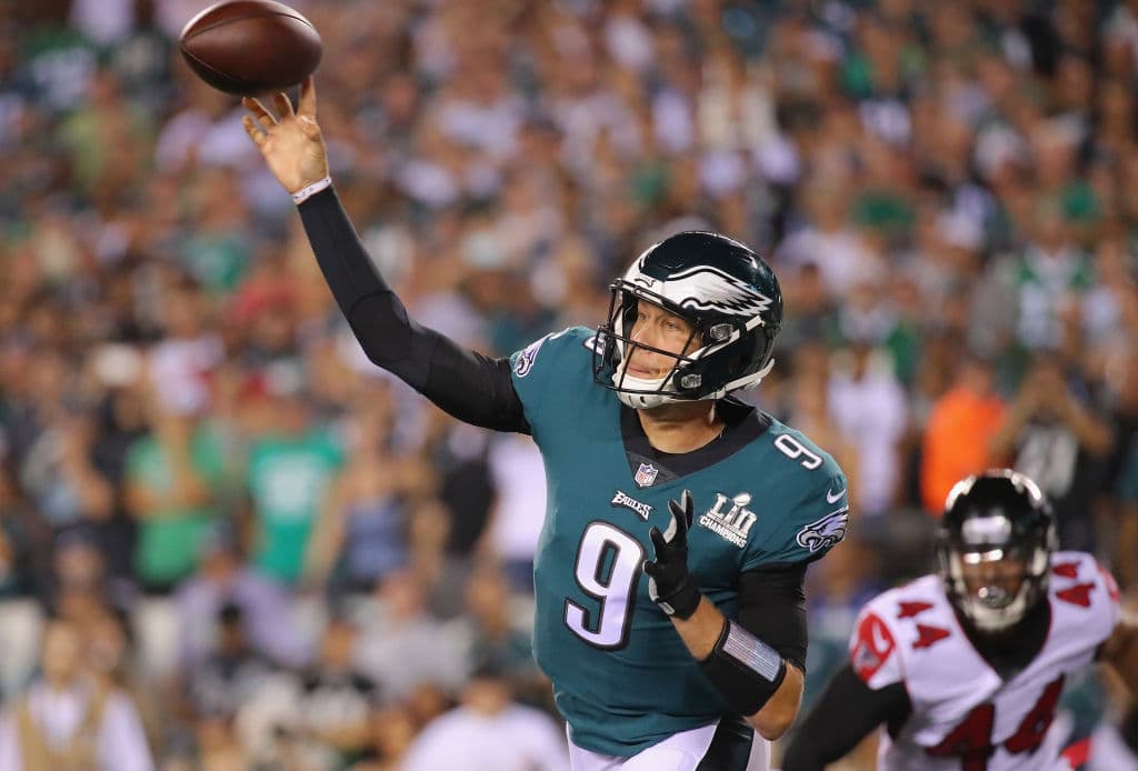 Luego vino el primer drive para las Águilas, aunque el quarterback del equipo local Nick Foles no anduvo fino y tuvieron que entregar el ovoide pronto.