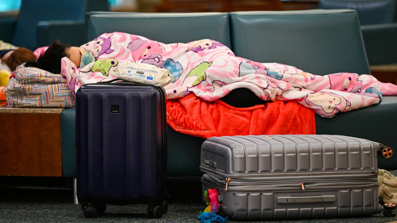 Reportan vuelos cancelados y retrasos en aeropuerto de Orlando por culpa del cierre de gobierno