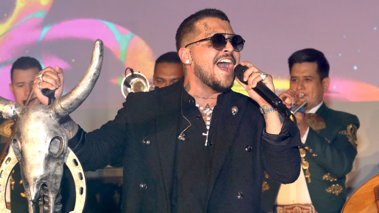 Famoso grupero defiende a Christian Nodal de los 'haters' y deja a más de uno sin palabras