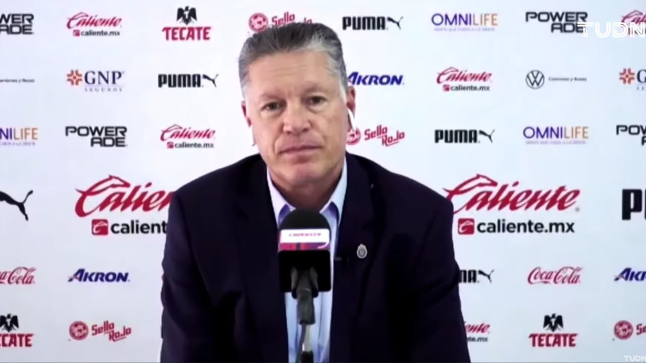 Peláez abre las puertas a Córdova y no asegura permanencia de Alexis