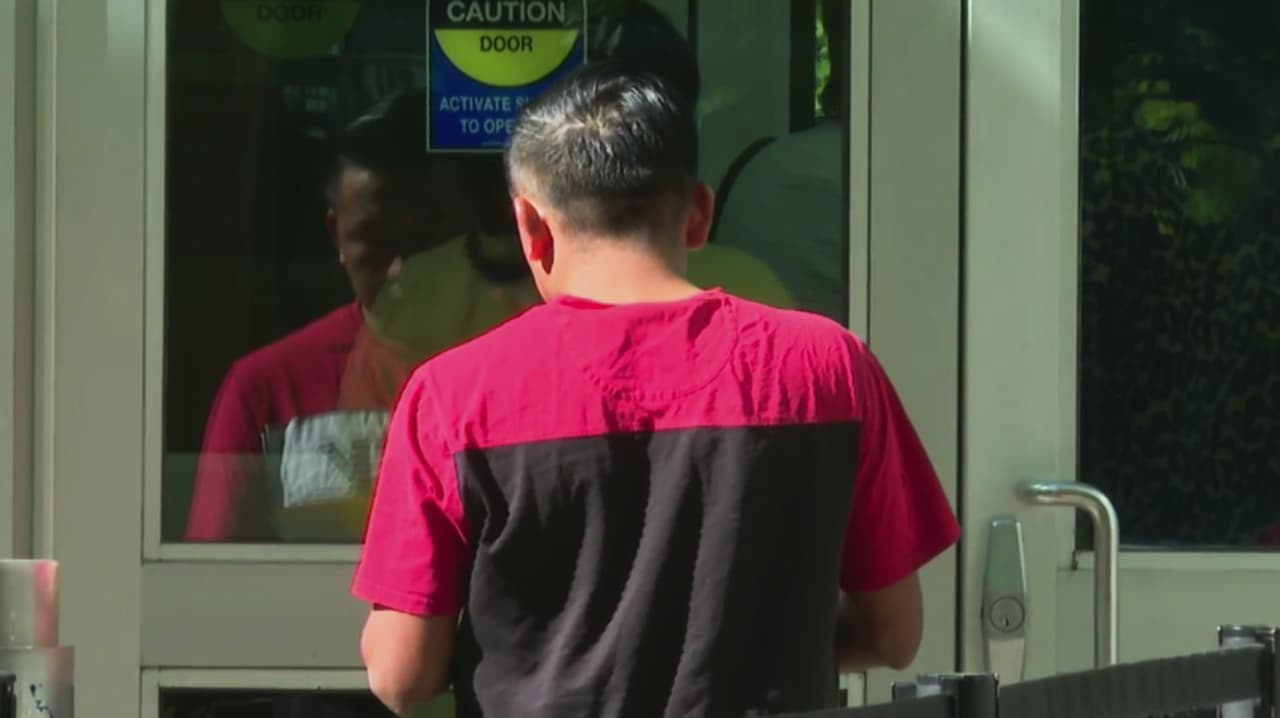 Sacramento renueva $500 mil para programa que ofrece apoyo legal a inmigrantes en deportación