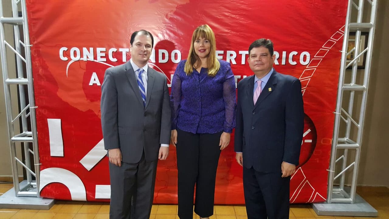 Claro lleva internet de última generación a sectores de Canóvanas