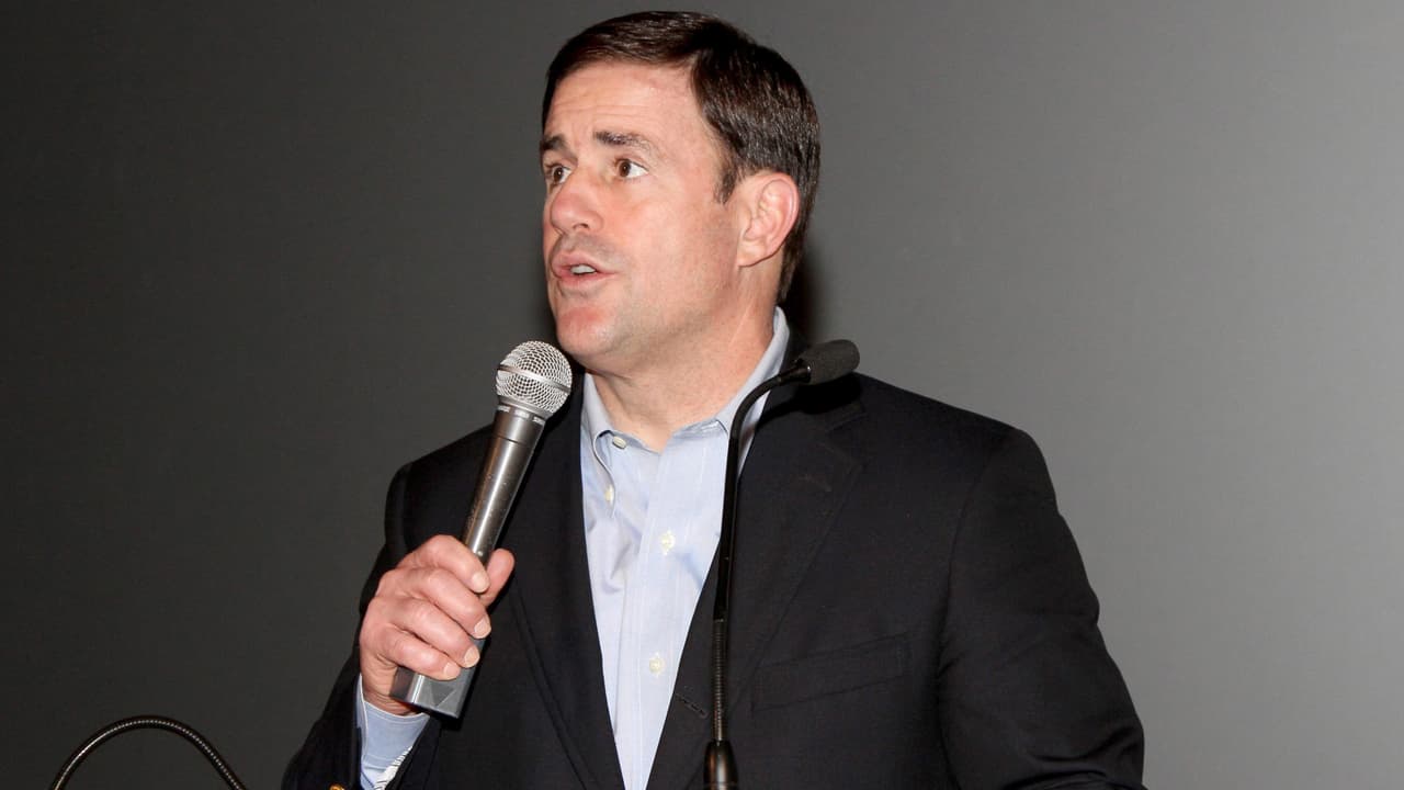 Gobernador de Arizona afirma que no habrá ninguna ciudad santuario en el estado