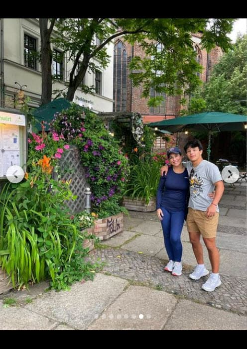 En la cuenta de Instagram de Xander aún existen escasas imágenes, pero se puede observar que su cuerpo es atlético mientras que a él se le observa feliz.
<br>