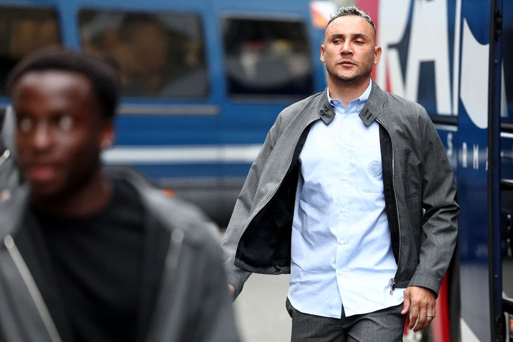 Keylor Navas es ninguneado por Luis Enrique en su despedida del PSG