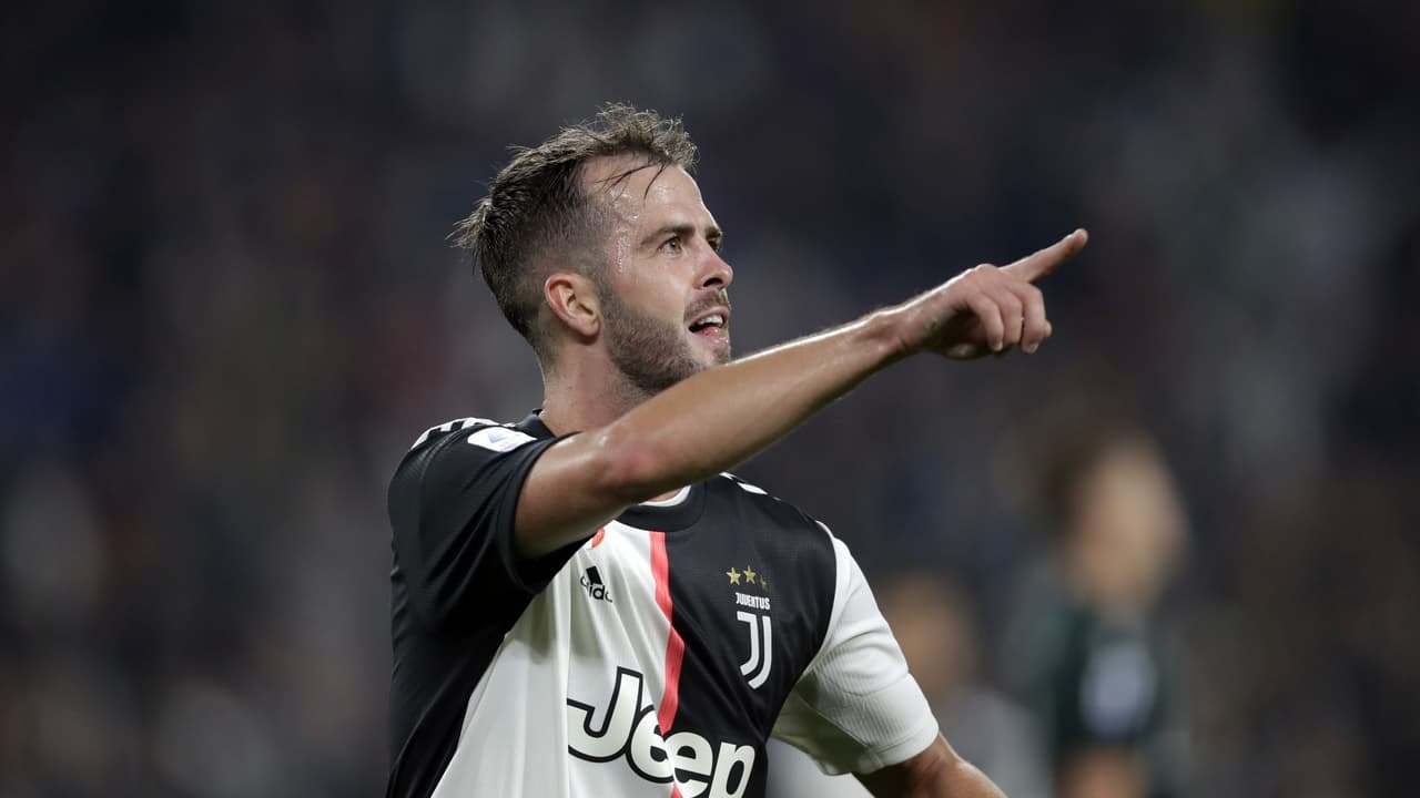 La Juventus admite pláticas con el Barcelona para intercambiar jugadores