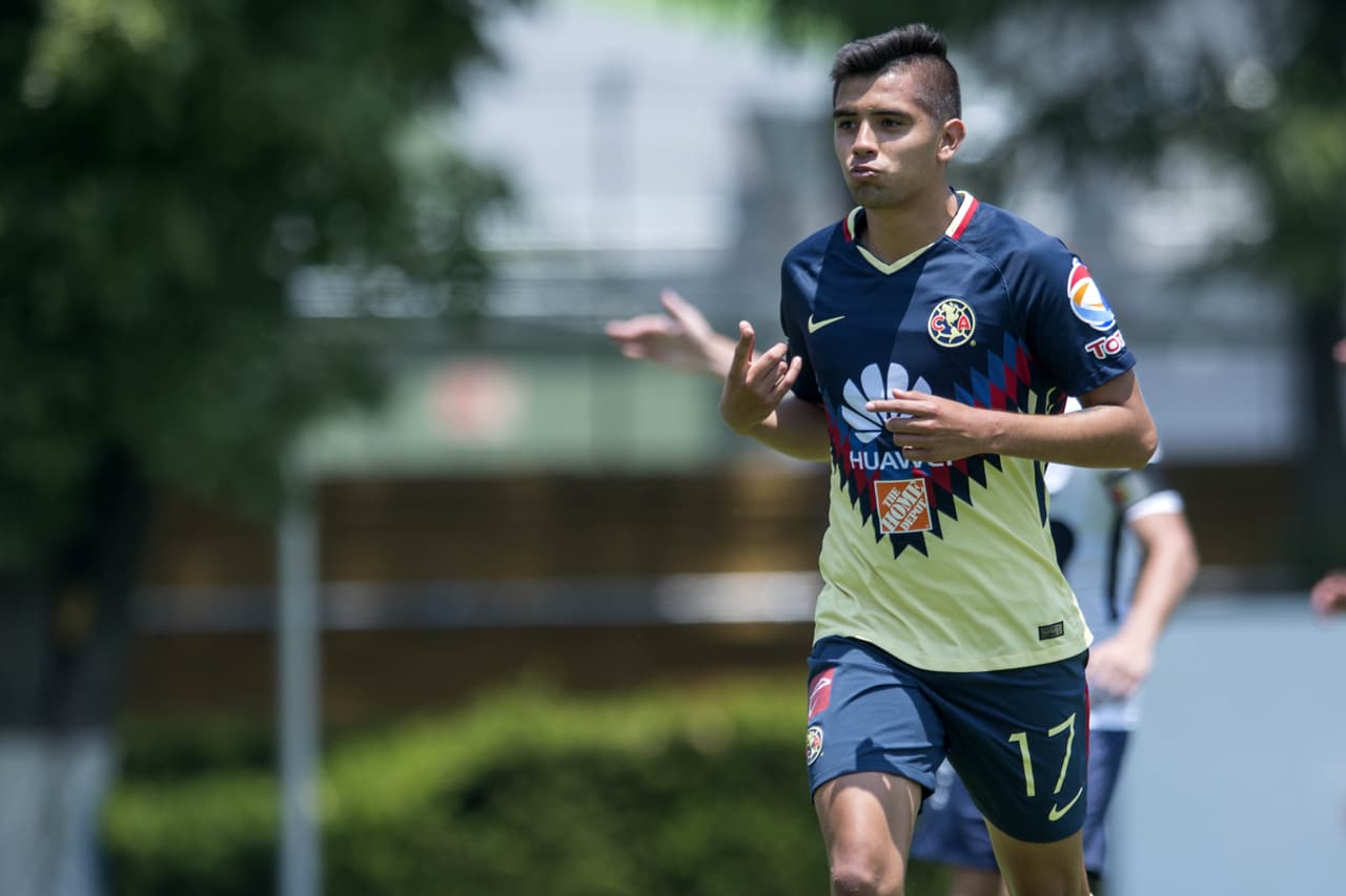 Jugador le invita hamburguesa a repartidor en plena pandemia