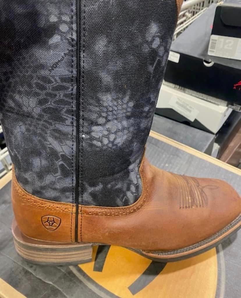 Zapatos de la marca Armani, Gucci o Ariat confiscados en diferentes operativos estarán disponibles.
