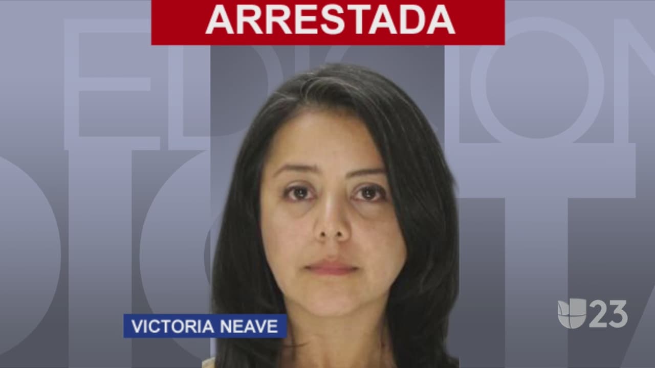 "Decepcioné a mi familia, a los votantes y a mis seguidores", dice la diputada texana Victoria Neave tras ser arrestada por manejar intoxicada