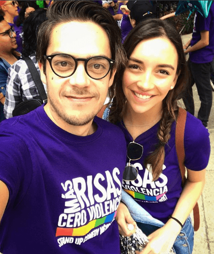 Regina Blandón y Roberto Flores dijeron "sí, acepto" luego de tres años de noviazgo. La pareja se casó a principios de septiembre de 2017 en la Ciudad de México. Pero solo 10 meses después ambos reconocieron que su matrimonio atravesaba una crisis.