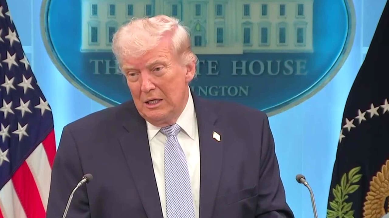 Donald Trump amenaza con demoler la infraestructura de Irán pero prefiere evitar la destrucción