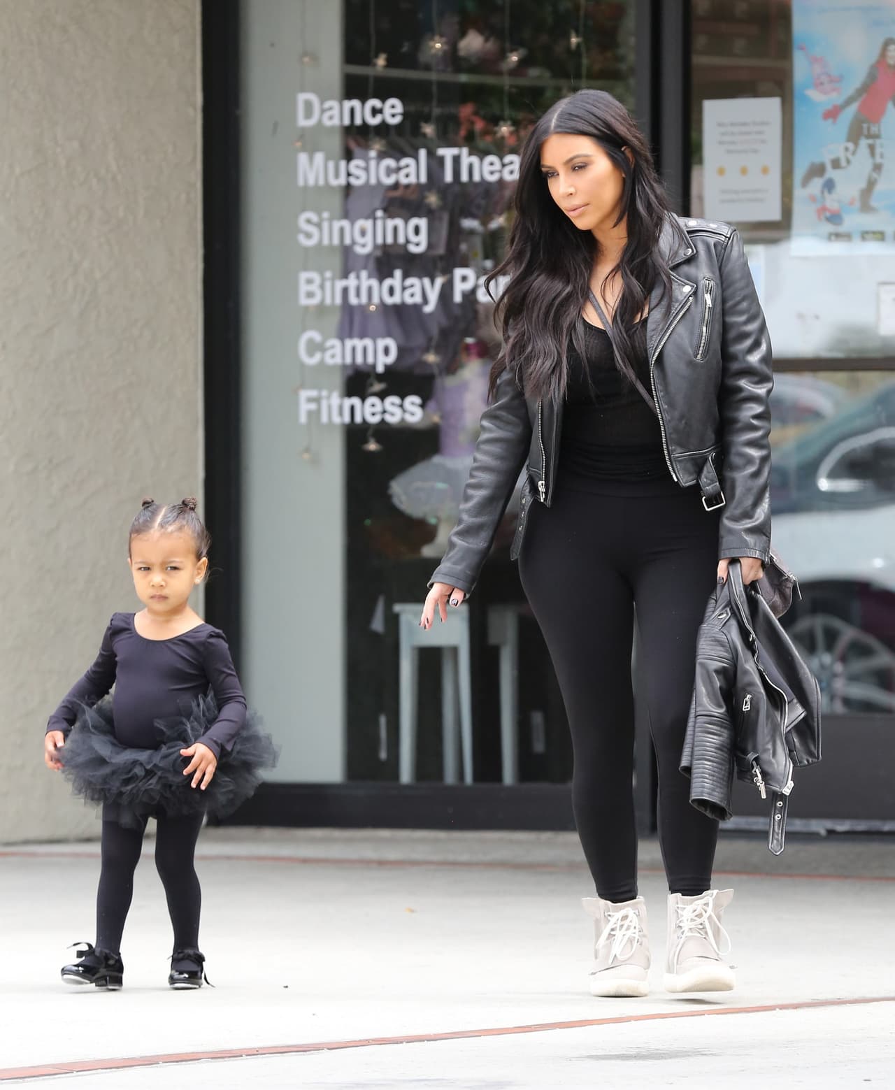 ¡Se quería ir de puntitas a casa!