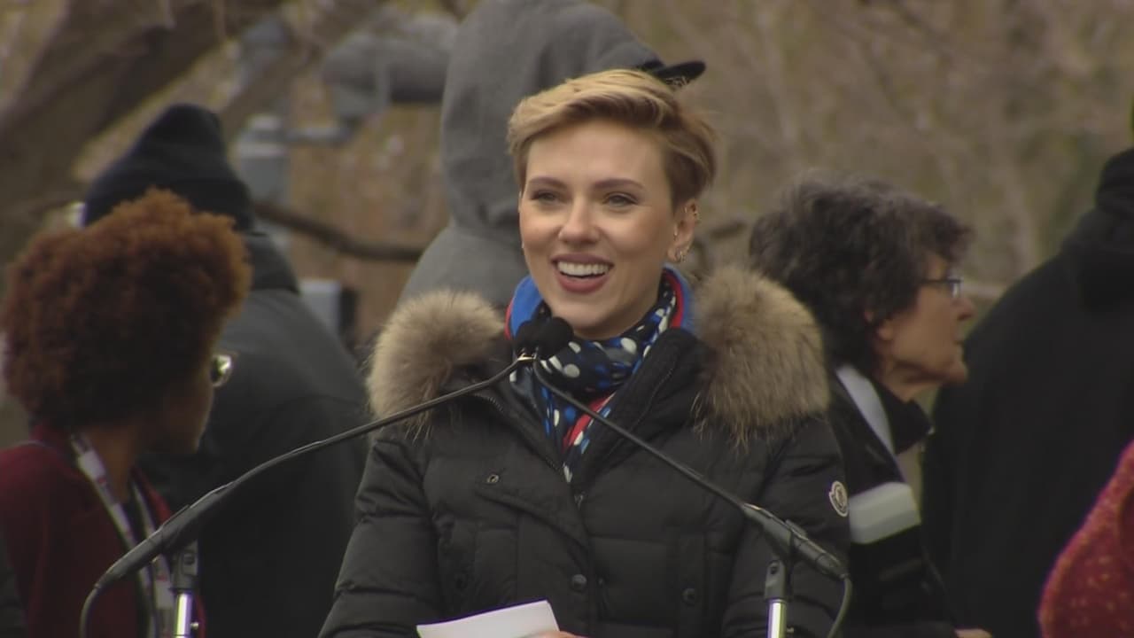Scarlett Johansson a Trump: "Mi hija no podrá tomar decisiones sobre su cuerpo, que su hija, Ivanka Trump, sí pudo”