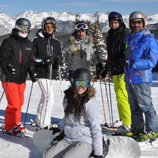 Grandes amigos, hasta en la nieve.