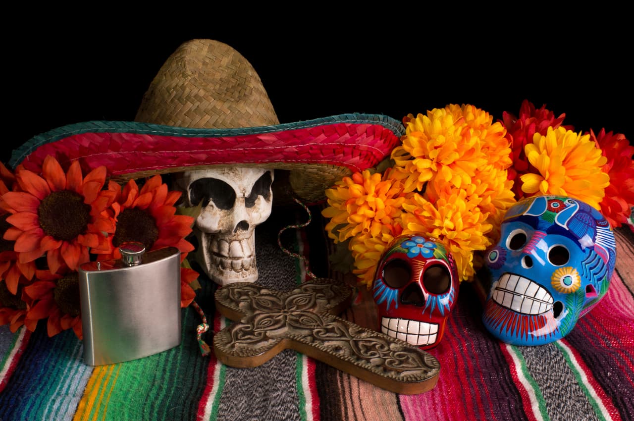 Te decimos cuál es el significado de las tradicionales ofrendas y del Día de Muertos 