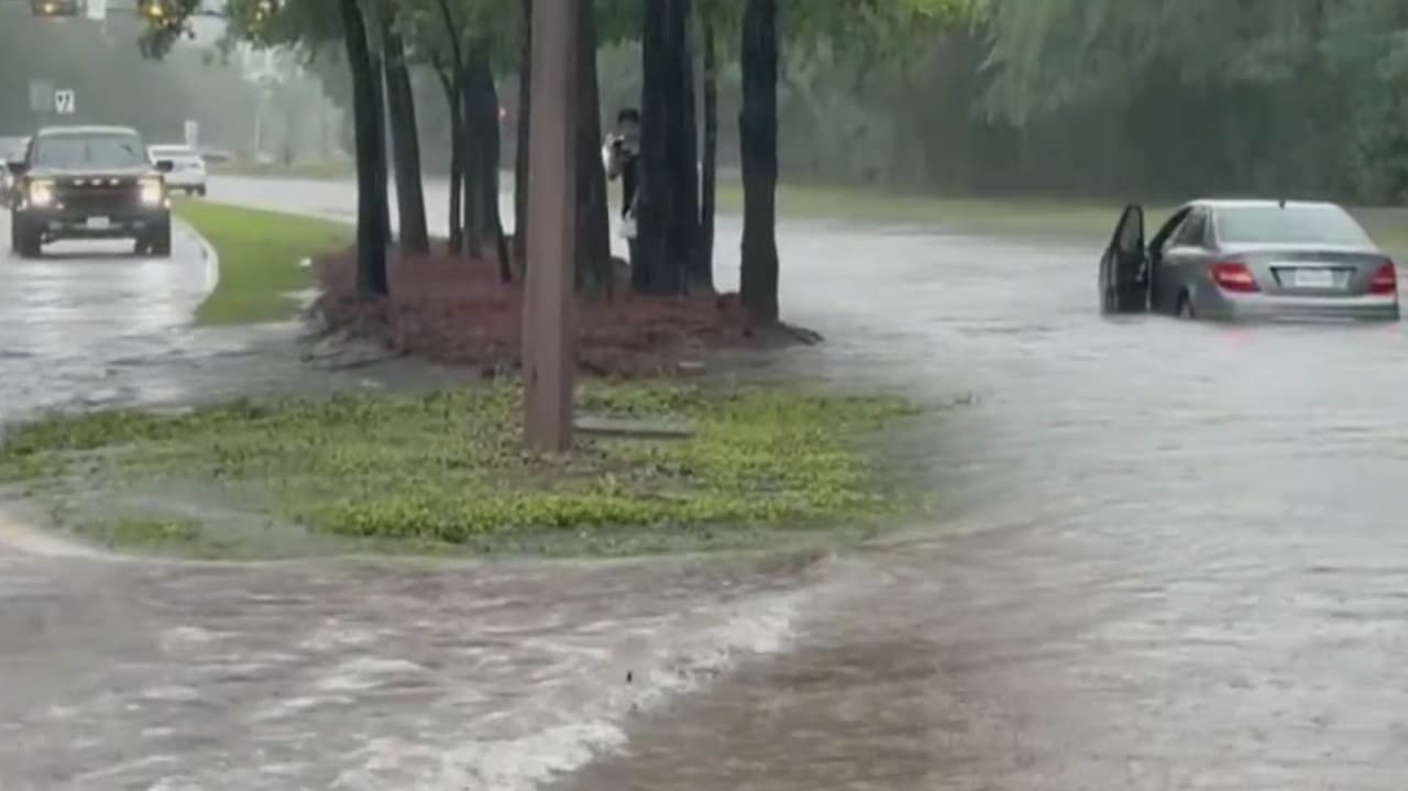 Tormenta tropical Arthur | provoca fuertes vientos, inundaciones y rescates acuáticos hoy 17 de junio