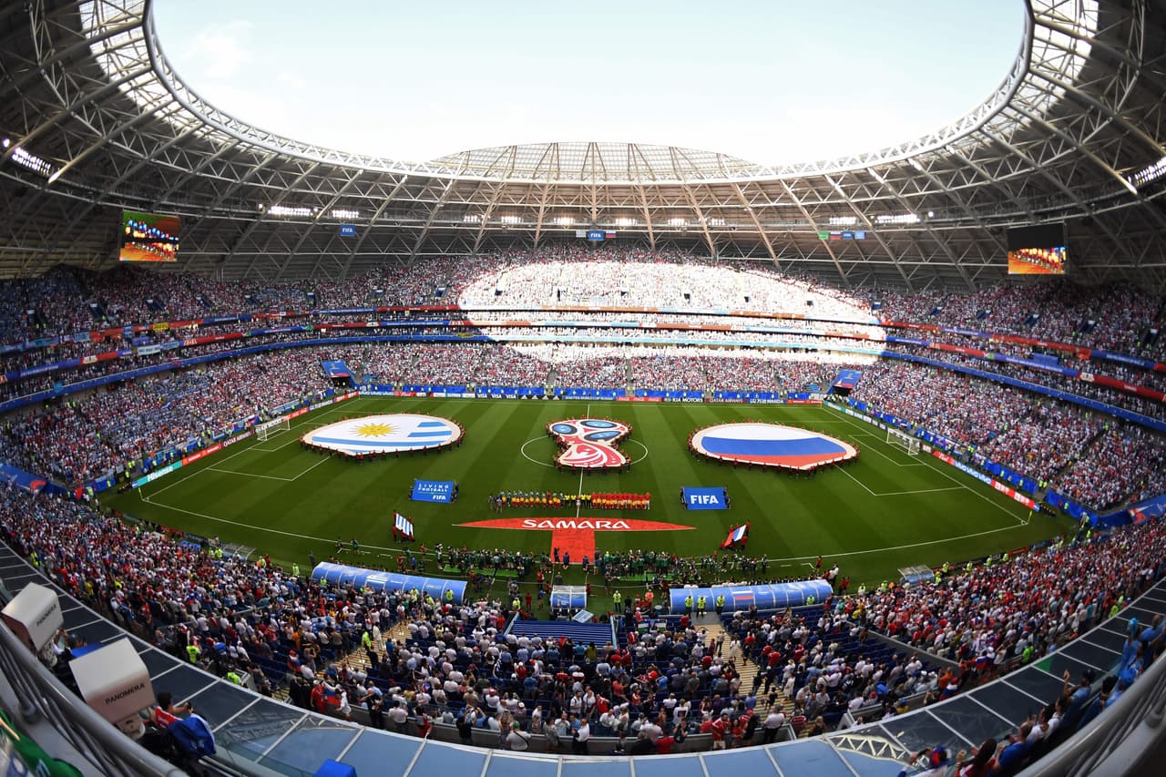 Un marco espectacular tuvo el Samara Arena para recibir a Rusia y Uruguay, quienes definieron el líder del grupo A.