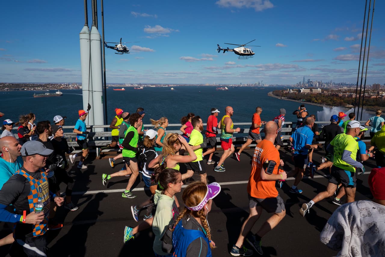 La carrera se disputó en los cinco distritos de la ciudad de Nueva York (Staten Island, Queens, Brooklyn, Bronx y Manhattan) y, como es tradicional, terminó en Central Park, y con la colaboración de unos 10.000 voluntarios.