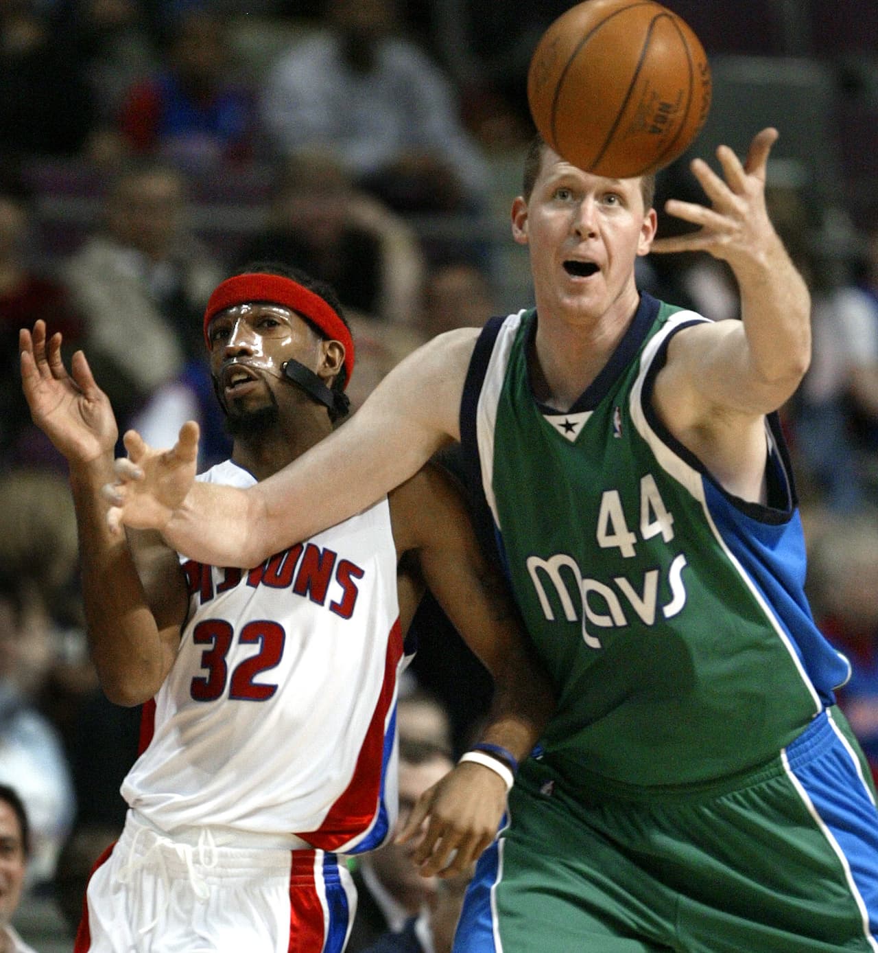 3. Shawn Bradley - 2.29 metros